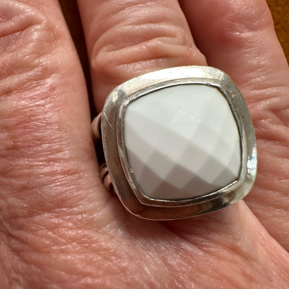 David Yurman 14mm White Agate Ring - Picture 5 of 6